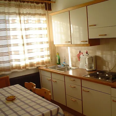 Apartment Haus Elli Nova Ponente
